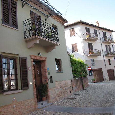 Alla Torre - Nel Cuore Del Borgo Storico Castagnole delle Lanze Exterior foto