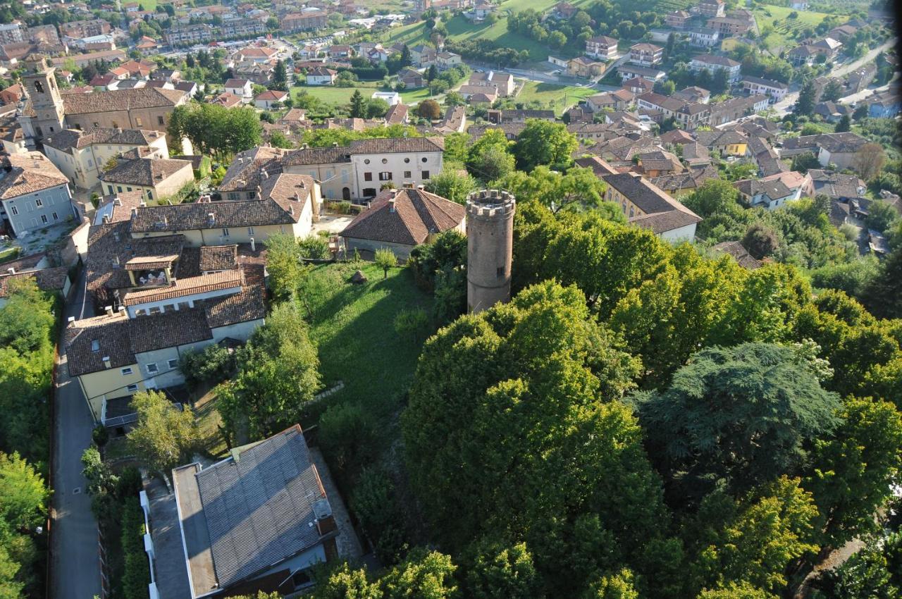 Alla Torre - Nel Cuore Del Borgo Storico Castagnole delle Lanze Exterior foto