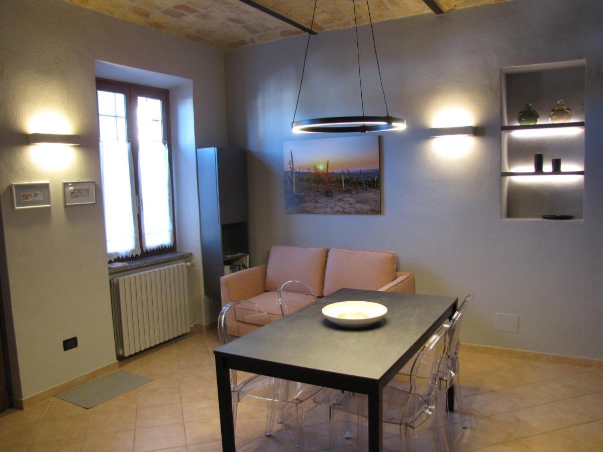 Alla Torre - Nel Cuore Del Borgo Storico Castagnole delle Lanze Exterior foto